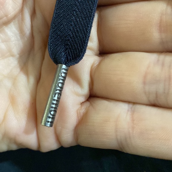 Lululemon Black Ruffle Pants Size 4 Studio ? - Picture 13 of 16